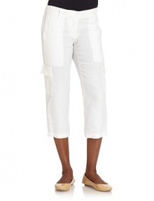 THE LOOKBanded waist with belt loopsFront zip with double hook closureSide pocketsCargo pocketsSeam detailsBack dartsBack besom pocketTHE FITRise, about 9Inseam, about 22THE MATERIALOrganic linenCARE & ORIGINMachine washImportedModel shown is 5'9½ (176cm) wearing US size 4. 