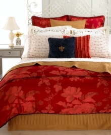 Delicate flowers dance with tailored stripes for a fresh, feminine look with a regal sensibility in the Noblesse Oblique fitted sheet from Court of Versailles. Featuring 350-thread count sateen. Delicate flowers dance with tailored stripes for a fresh, feminine look with a regal sensibility in the Noblesse Oblique fitted sheet from Court of Versailles. Featuring 350-thread count sateen.