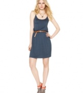 Kensie's dress makes summer feel even fresher! Try it with your fave sandals and a straw hat to complete the look.