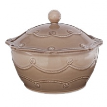 Whether elegant or casual, sophisticated or modern, Juliska Berry & Thread cappuccino dinnerware will suit whatever your setting and look great on your table. Whether elegant or casual, sophisticated or modern, Juliska Berry & Thread cappuccino dinnerware will suit whatever your setting and look great on your table.