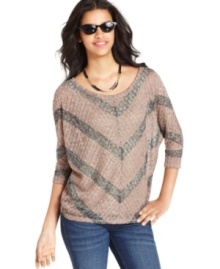 Chevron stripes add a graphic appeal to this Bar III top for a cool yet casual look -- perfect over your fave denim! Chevron stripes add a graphic appeal to this Bar III top for a cool yet casual look -- perfect over your fave denim!