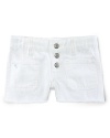 Perfect for warmer months, this essential denim short is designed in a laid-back, cut-off silhouette with cool patch pockets and a snap fly.