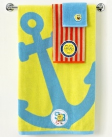 Who lives in a pineapple under the sea? Spongebob Squarepants decorates the bath with this washcloth, featuring the one and only Spongebob all in bright colors pleasing to your little ones. Who lives in a pineapple under the sea? Spongebob Squarepants decorates the bath with this washcloth, featuring the one and only Spongebob all in bright colors pleasing to your little ones.