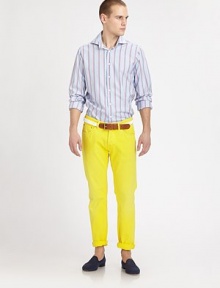 A brightly-colored alternative to the basic oxford, tailored in smoith, soft cotton.ButtonfrontCottonMachine washImported