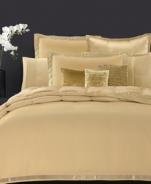 This Modern Classics Gold Leaf quilt adds a layer of elegant simplicity to your bed. This Modern Classics Gold Leaf quilt adds a layer of elegant simplicity to your bed.