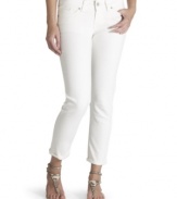 Take part in this season's white denim craze with this skinny leg capri pair from Levi's!