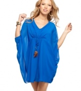 Get pretty in chiffon with this gauzy poncho dress from Rampage, designed to make an entrance!
