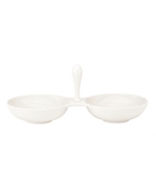 With an elegant white-on-white pattern featuring an embossed vine motif and radiant glaze, the Opal Innocence Carved condiment server gets your table set for refined dining every day. Qualifies for Rebate