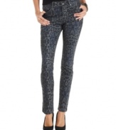 Take a walk on the wild side in these skinny jeans from DKNY Jeans, now in a bold leopard print.