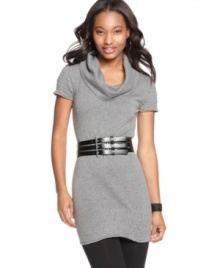 Snuggle-up in this super cozy tunic from Sweater Project that comes with a waist-cinching belt! Snuggle-up in this super cozy tunic from Sweater Project that comes with a waist-cinching belt!