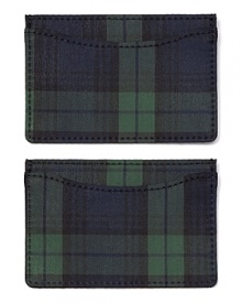 A handsome wallet in classic Black Watch plaid lends an air of traditionalism to your card holder.