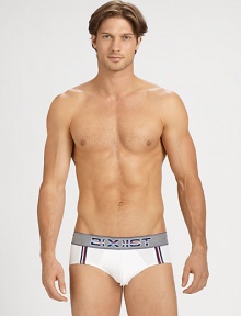 Stretch contour briefs with superior fit, quality and attention to detail.Elastic logo waistband57% cotton/37% modal/6% spandexMachine washImported Stretch contour briefs with superior fit, quality and attention to detail.Elastic logo waistband57% cotton/37% modal/6% spandexMachine washImported