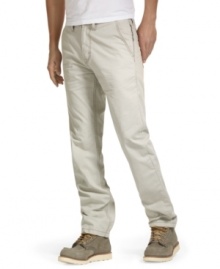 Brunch, lunch or dinner. Dress these straight-legged Levi's jeans to look good no matter what time of day it is. (Clearance) Brunch, lunch or dinner. Dress these straight-legged Levi's jeans to look good no matter what time of day it is. (Clearance)