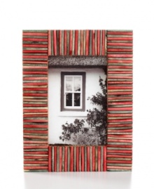 Alternating pink and gray bone tiles give the Matchstick picture frame from Purva a crafted, casual look that's undeniably stylish. Alternating pink and gray bone tiles give the Matchstick picture frame from Purva a crafted, casual look that's undeniably stylish.