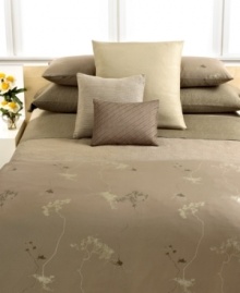 This Calvin Klein Home Sapling sheet provides endless comfort with 280-thread count Egyptian cotton sateen fabric. This Calvin Klein Home Sapling sheet provides endless comfort with 280-thread count Egyptian cotton sateen fabric.