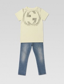 Slim-cut denim with just a hint of stretch for comfort, in a perfectly faded wash with back leather logo.Front button closureAdjustable waistband with belt loopsZip fly5-pocket styleInterlocking G embroidery on 5th pocket98% cotton/2% elastamLeather label on back pocketDry cleanMade in Italy Slim-cut denim with just a hint of stretch for comfort, in a perfectly faded wash with back leather logo.Front button closureAdjustable waistband with belt loopsZip fly5-pocket styleInterlocking G embroidery on 5th pocket98% cotton/2% elastamLeather label on back pocketDry cleanMade in Italy