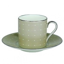 The embodiment of simplicity and grace, platinum bands and pure white stitches with raised dots adorn a pearlescent linen border. Inspired by the silk fabrics in Monique's evening gown designs, pearlized blue and tan accent colors create a look that is both elegant and beautifully serene.