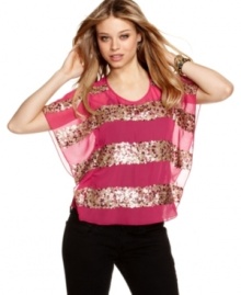 Infinite paillettes come together to create the most dazzling stripes of all on Rampage's rendition of the perfect party girl top! Infinite paillettes come together to create the most dazzling stripes of all on Rampage's rendition of the perfect party girl top!