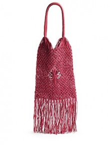 THE LOOKWoven leather tubular shoulder strapsRectangular silhouetteOpen topKnit leather with center diamond patternLong leather fringes at bottomIncludes signature dust bagTHE MEASUREMENTShoulder straps 12 drop11½W X 21H X ¼DTHE MATERIALLeatherORIGINMade in Italy THE LOOKWoven leather tubular shoulder strapsRectangular silhouetteOpen topKnit leather with center diamond patternLong leather fringes at bottomIncludes signature dust bagTHE MEASUREMENTShoulder straps 12 drop11½W X 21H X ¼DTHE MATERIALLeatherORIGINMade in Italy