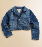 This stylish denim jacket is rendered in a slightly faded and frayed wash for a cool, timeworn look.Point collar with notched lapelLong sleeves with single button cuffsButton frontFront patch pocket65% cotton/35% elastaneMachine washImported Please note: number of buttons may vary depending on size ordered. 