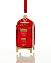 With a shiny red finish and gold trim, the Yes, Virginia mailbox ornament will inspire kids of all ages to send Santa their letters and believe in the magic of Christmas. With a shiny red finish and gold trim, the Yes, Virginia mailbox ornament will inspire kids of all ages to send Santa their letters and believe in the magic of Christmas.