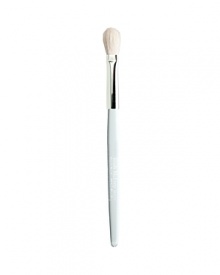 Trish's Brush 30 Eye Blending is designed to softly sculpt the eye and seamlessly shade and blend eye colors. * Handcrafted for exquisite quality and longevity * Precision-cut for technically perfect results * Brass ferrulesTo blend eye color, sweep the brush over your finished eye look.To shade, sweep the side of the brush into eye color. Tap off excess and test the color on the back of your hand to ensure you have the desired amount of pigment. Place the brush in the crease of the eye and sweep in a windshield wiper motion until color is seamlessly blended.