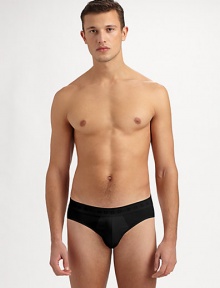 The classic brief profile in a smaller fit with the softest feel imaginable. Pack of 3 in black Logo waistband 95% cotton/5% spandex Machine wash Imported 