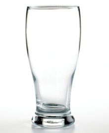 Share four golden pilsners among friends with this classic glassware set. A thick, sturdy bottom keeps each pint steady when it's set on your bar. This set from The Cellar Basic collection brings out the best in basic style. Holds 16 oz