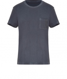 Stylish t-shirt in fine, indigo cotton - Soft yet durable material - Vintage wash has a cool, worn-in look - Classic straight, slim cut - Short sleeves, crew neck and chest pocket - Moderately long, ideal for layering - A timeless wardrobe staple great for everyday - Wear solo or pair with a cardigan or blazer and jeans, chinos or shorts