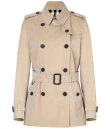 With heritage detailing reflecting the original Burberry trench coat, this short cotton gabardine version from Burberry London counts as an iconic, multi-season investment - Classic collar with belted latch and hook closure, set-in long sleeves with belted cuffs, epaulettes, gun flap, double-breasted button-down front, belted waist, rain shield - Fitted silhouette - Pair with slim trousers or jeans and a cashmere pullover