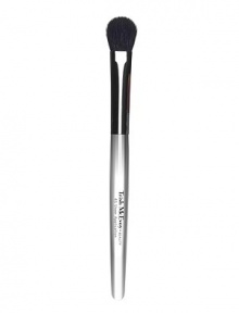 Multi-functional domed design can be used as an all-over eyeshadow brush or to blend colors. Hand-crafted with hand-cut blue squirrel to create a mistake-proof, professional application. Wooden handle. Multi-functional domed design can be used as an all-over eyeshadow brush or to blend colors. Hand-crafted with hand-cut blue squirrel to create a mistake-proof, professional application. Wooden handle.