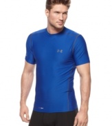 Gear up and get out. This dry-fit t-shirt from Under Armour® is made with Heatgear® technology to guard you from harmful UV rays during your workout.