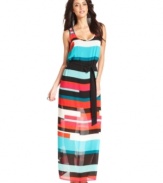 Colorblocking adds a graphic appeal to this GUESS maxi dress for modern edge -- elevate it with sky-high heels!