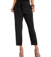 Add sophisticated-cool to your repertoire of summery looks with these pants from Jessica Simpson. A pleated, paperbag waist and cropped leg style unite in perfect fashion harmony!