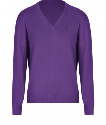 Both bright and contemporary, Etros V-neck pullover is as chic as it is versatile - V-neckline, long sleeves - Modern slim fit - Wear with tailored trousers and a sleek button-down or tee