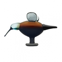 The Festive Catcher references the first bird designed by Oiva Toikka, the Flycatcher. The Festive Catcher references the first bird designed by Oiva Toikka, the Flycatcher.