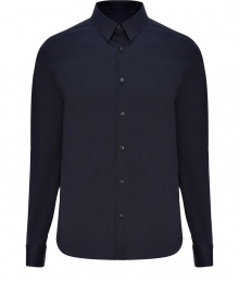 Timeless staples are a great way to ground your wardrobe, and Closeds slim cut navy button-down is a cool modern choice - Classic collar, long sleeves, buttoned cuffs, button-down front, shirttail hemline - Slim fit - Wear with jeans and a pullover, or a blazer and tailored trousers
