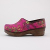 Show off your environmentally-conscious style with the Sanita® Professional Ayoe Vegan clog.