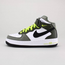 An original classic with fresh details made especially for boys.
